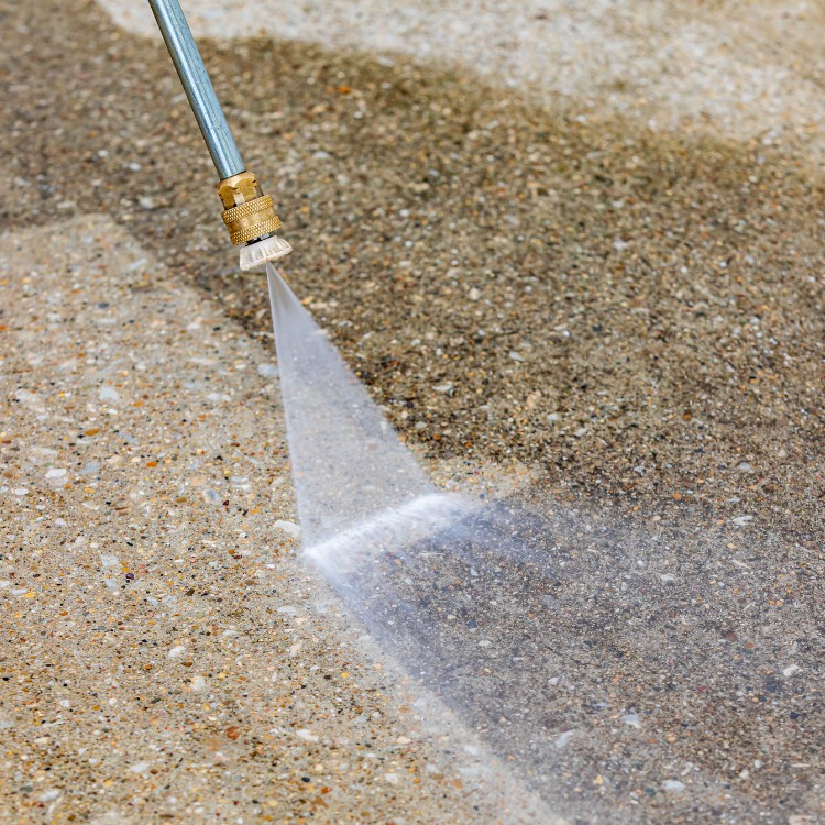 Cleaning services in Seguin, TX